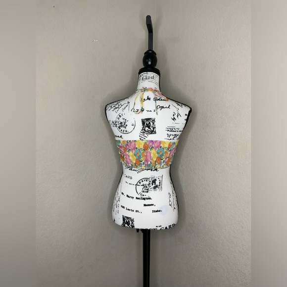 #112 NWOT Zara Floral Halter Top Size Medium - Picture 3 of 4